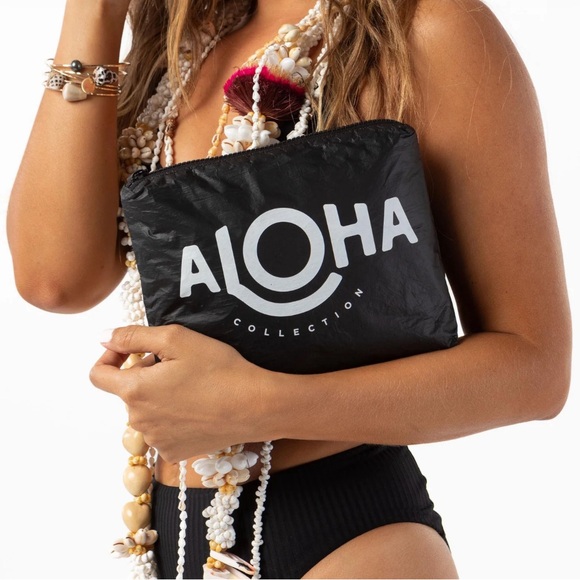 Aloha Collection Small Pouch - Picture 2 of 10
